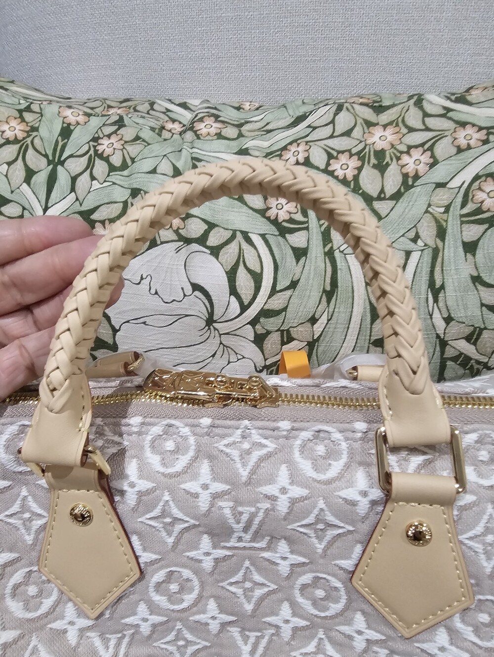 BEAUTIFUL JACQUARD MONOGRAM SOFT SPEEDY 30 PEUPLIER - Picture 7 of 12